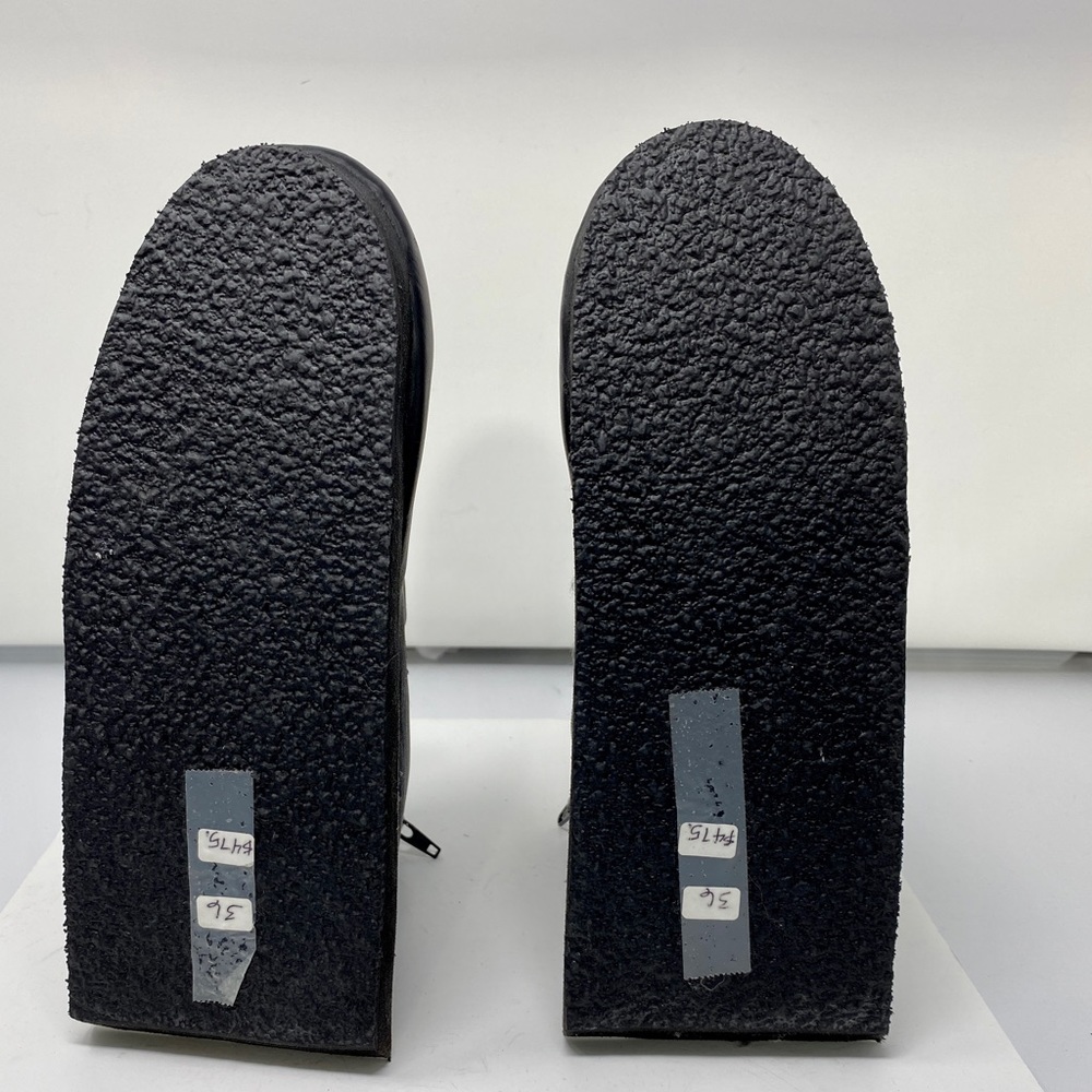 New Ankle Boots by VOID SHOES, New York, in original dust bag - Picture 7 of 10